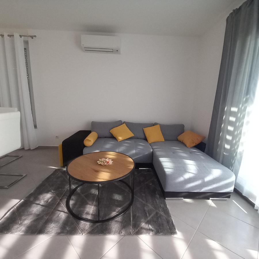 Апартаменты Apartman Nehaj Сень Экстерьер фото